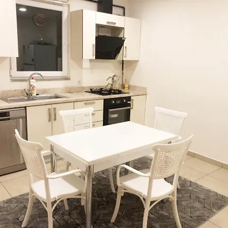 Superb 4-bedrooms In The Heart Of Sisli 伊斯坦布尔